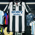 Juventus 1997–98 Home Kit Black White Stripes