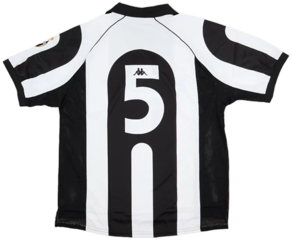 Juventus 1997–98 classic black and white striped home kit. Juventus 1997–98 Home Kit Black White Stripes