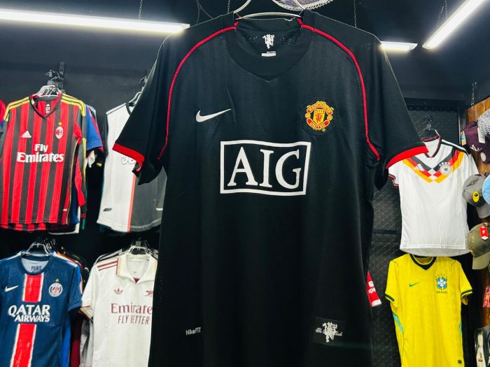 Manchester United 2007/08 Retro Away Shirt Black Jersey