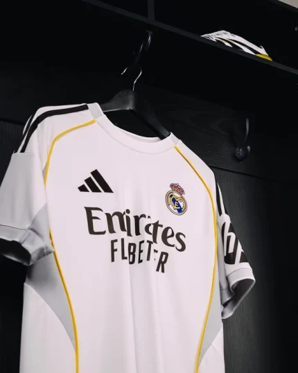 Real Madrid 2025/26 Home Jersey Player Version Authentic Football Kit