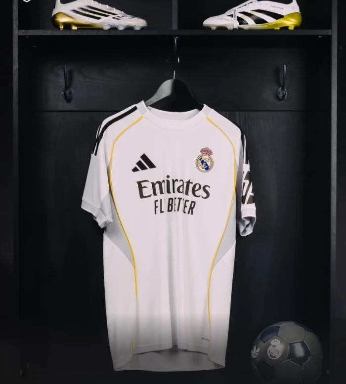 Real Madrid 2025/26 Home Jersey Player Version Authentic Football Kit